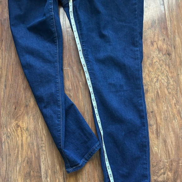 Ann Taylor Loft Curvy Skinny Dark Denim Women’s  size 12 - Picture 13 of 13